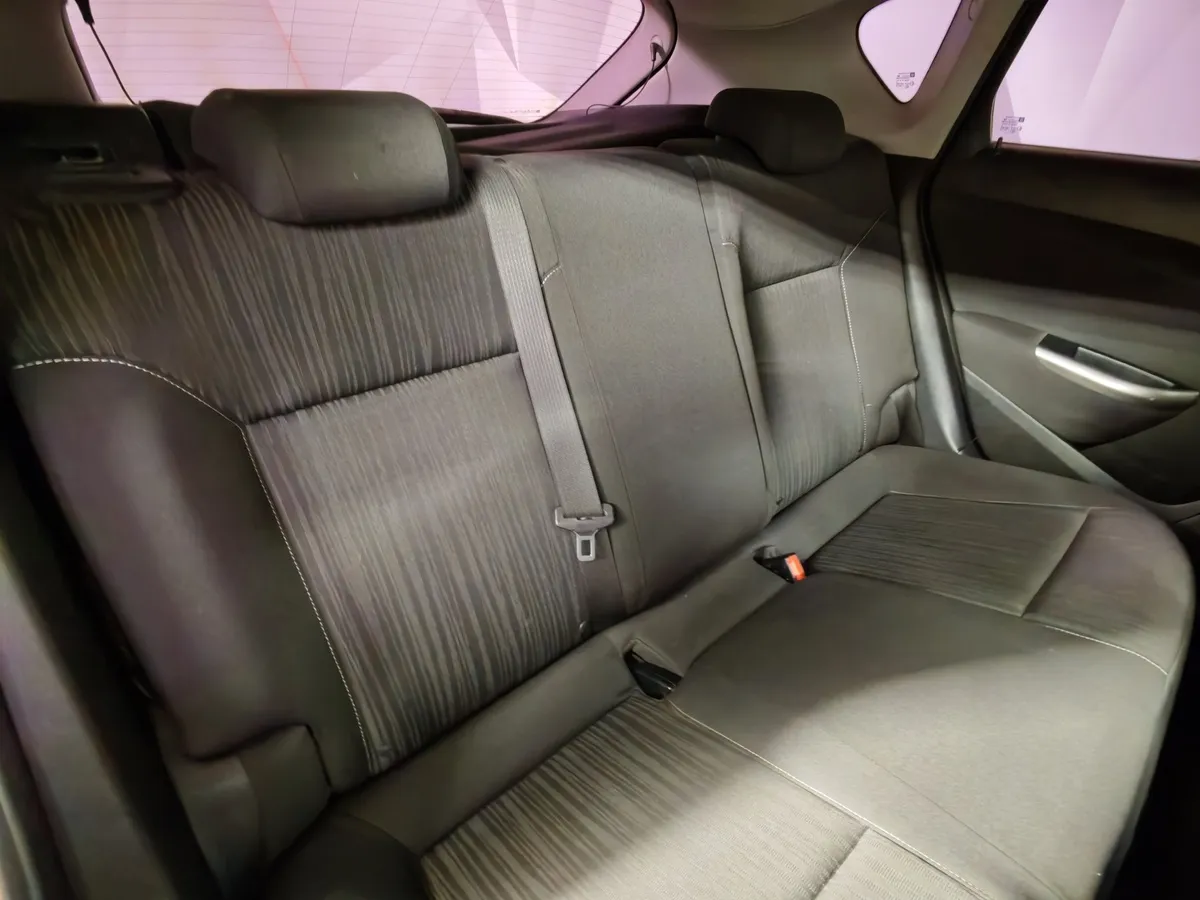 Opel Astra 1.6 MT (115 л.с.) Красный в АВИЛОН. Слайд №14