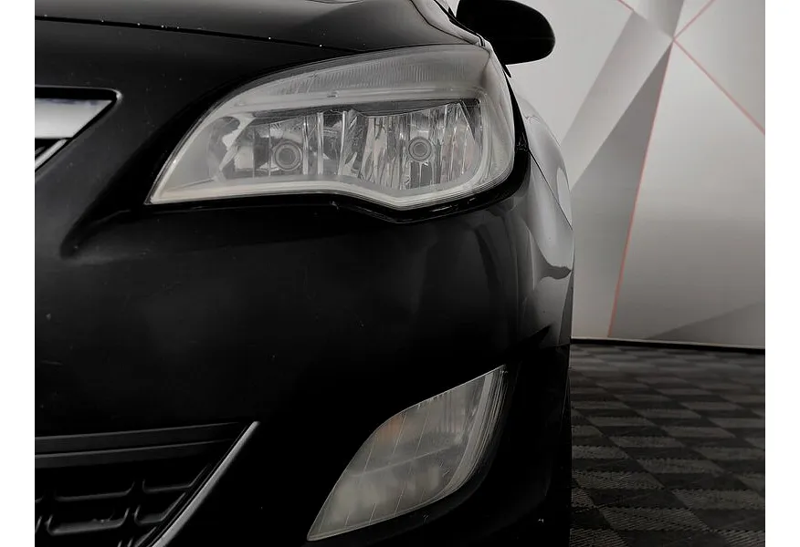 Opel Astra 1.6 AT (115 л.с.) Черный в АВИЛОН. Слайд №10