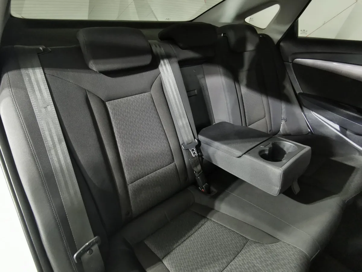 Hyundai i40 2.0 AT (150 л.с.) Comfort Белый в АВИЛОН. Слайд №15