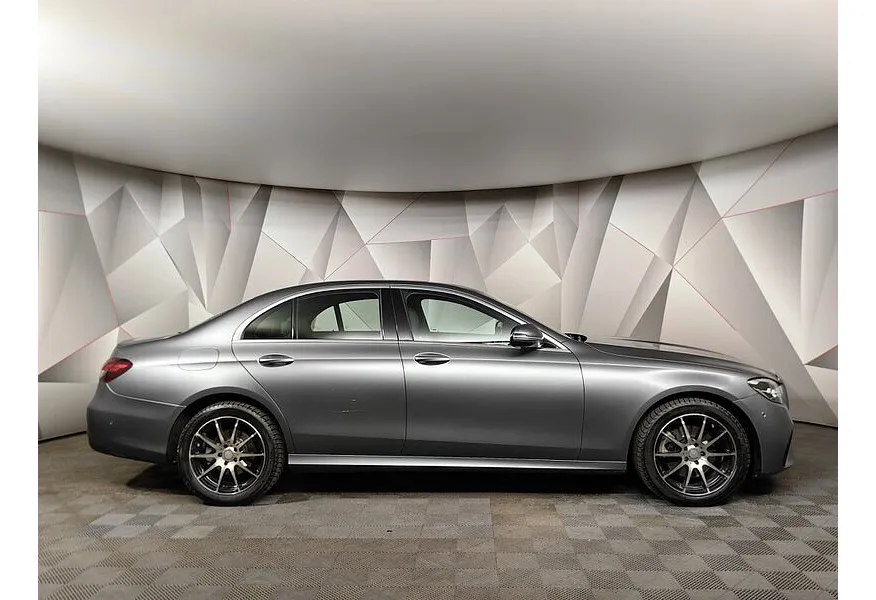 Mercedes-Benz E-Класс E 220 d 4MATIC 9G-TRONIC (194 л.с.) Sport (Локальная сборка) Серый в АВИЛОН. Слайд №6