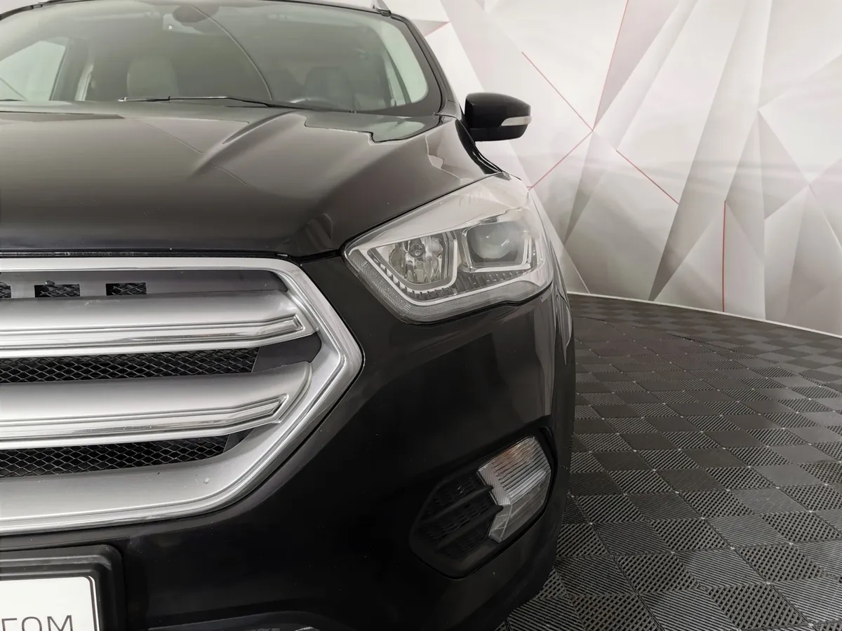 Ford Kuga 1.5 EcoBoost AT AWD (150 л.с.) Titanium Черный в АВИЛОН. Слайд №10