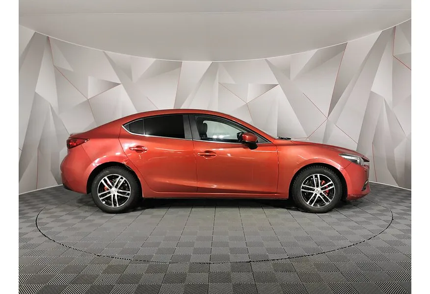 Mazda 3 1.5 AT (120 л.с.) Красный в АВИЛОН. Слайд №6