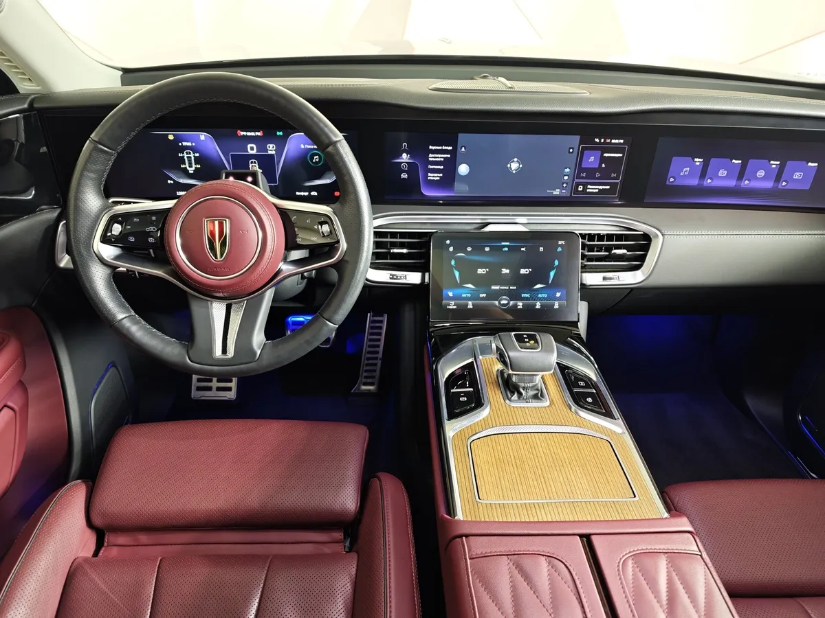 Hongqi E-HS9 AT 4WD (551 л.с.) 6 мест Делюкс Черный в АВИЛОН. Слайд №18