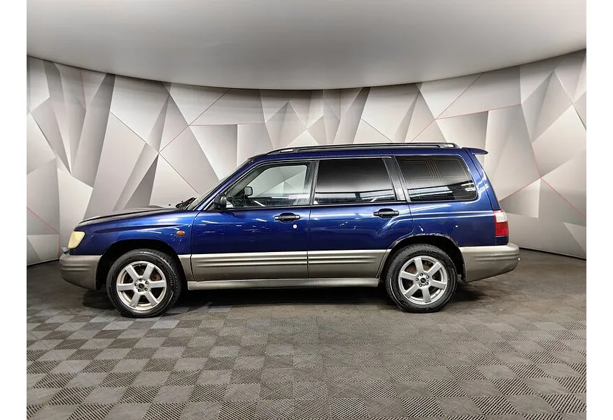 LIVE. Слайд №3