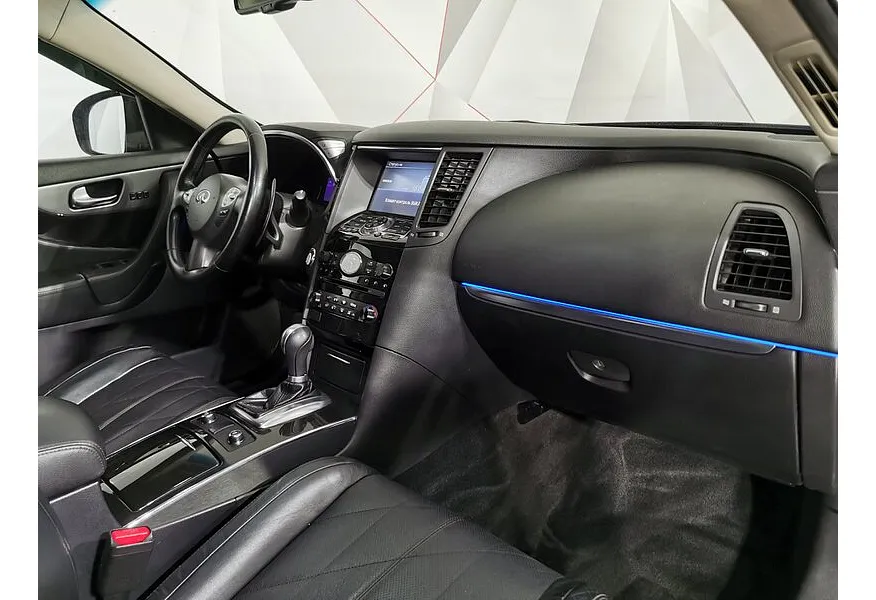Infiniti QX70 3.0 D AT AWD (238 л.с.) Elegance Черный в АВИЛОН. Слайд №13