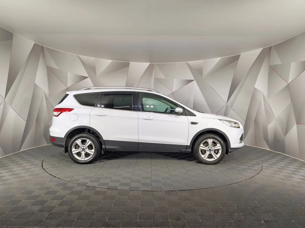 Ford Kuga 1.6 EcoBoost AT AWD (150 л.с.) Titanium Белый в АВИЛОН. Слайд №6