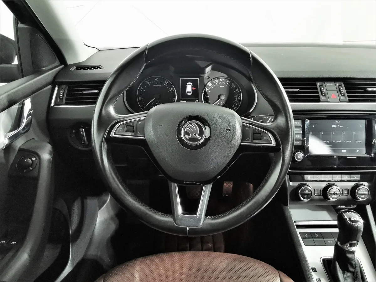 Skoda Octavia 1.8 TSI DSG 4x4 (180 л.с.) Elegance Коричневый в АВИЛОН. Слайд №19
