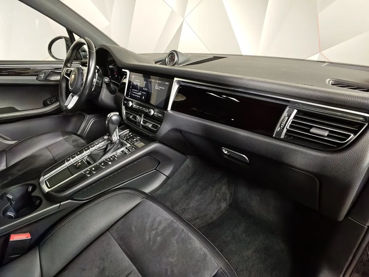 Porsche Macan 2.0 PDK AWD (252 л.с.) Черный в АВИЛОН. Слайд №13