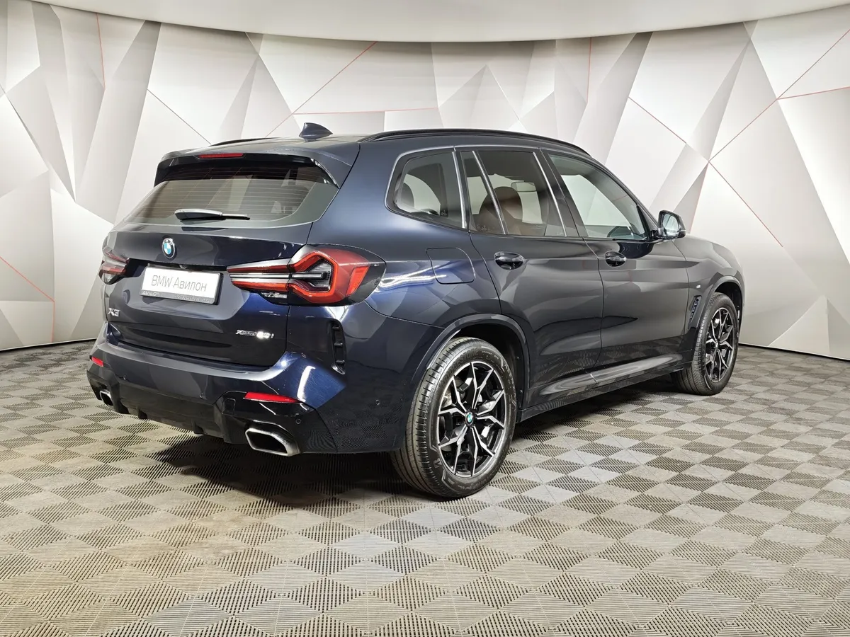 BMW X3 xDrive20i AT (184 л.с.) Черный в АВИЛОН. Слайд №2