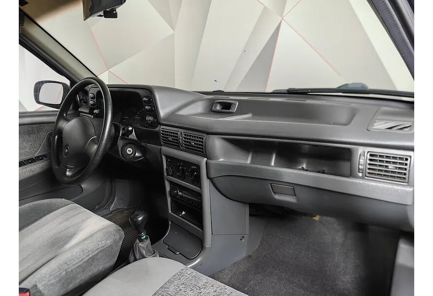 Daewoo Nexia 1.5 MT (75 л.с.) Серебристый в АВИЛОН. Слайд №11