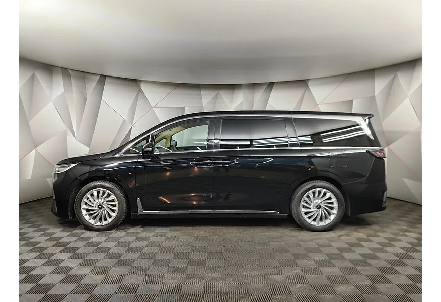 Voyah Dream EVR 1.5 AT AWD (395 л.с.) Черный в АВИЛОН. Слайд №5