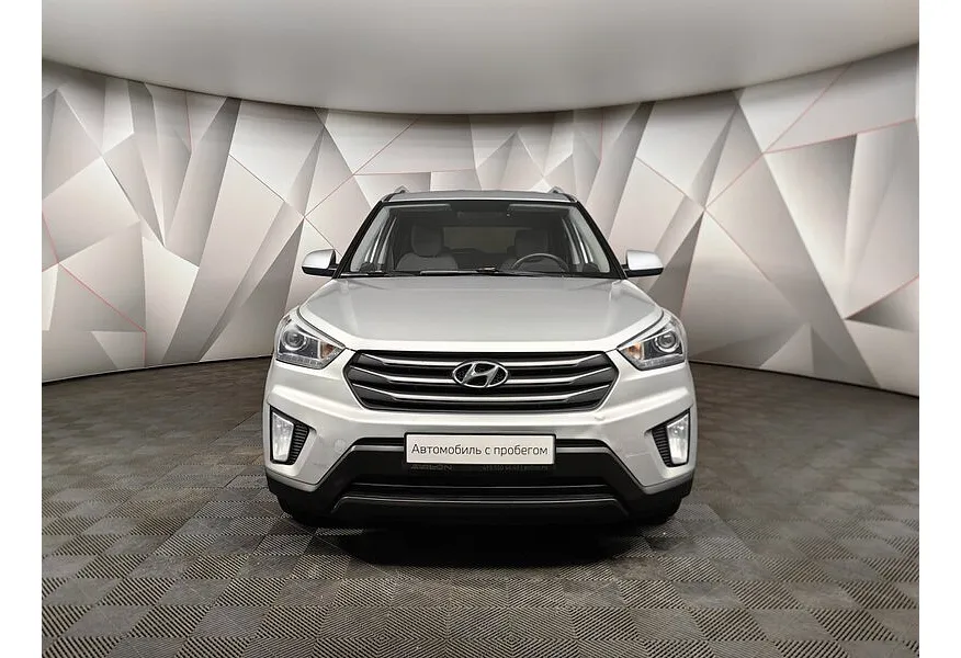 Hyundai Creta 1.6 AT AWD (121 л.с.) Travel Серебристый в АВИЛОН. Слайд №5