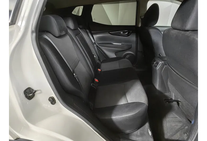 Nissan Qashqai 1.2 DIG-T CVT (115 л.с.) XE Белый в АВИЛОН. Слайд №12
