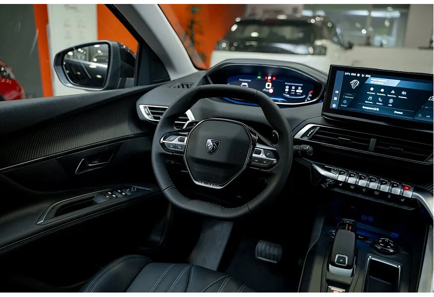 АВИЛОН - Peugeot 5008 1.8 THP ATN8 (211 л.с.) ALLURE Черный - slide 7