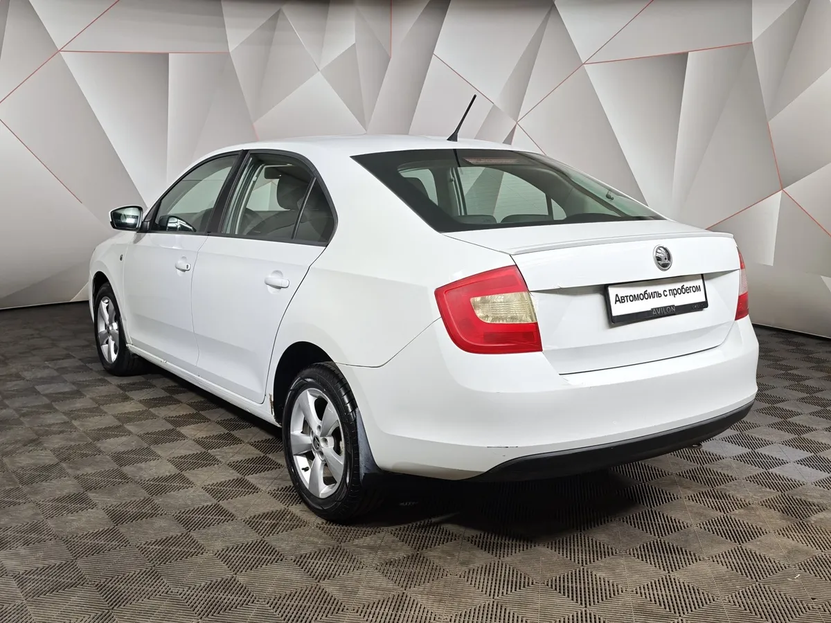 Skoda Rapid 1.4 TSI DSG (122 л.с.) Белый в АВИЛОН. Слайд №4