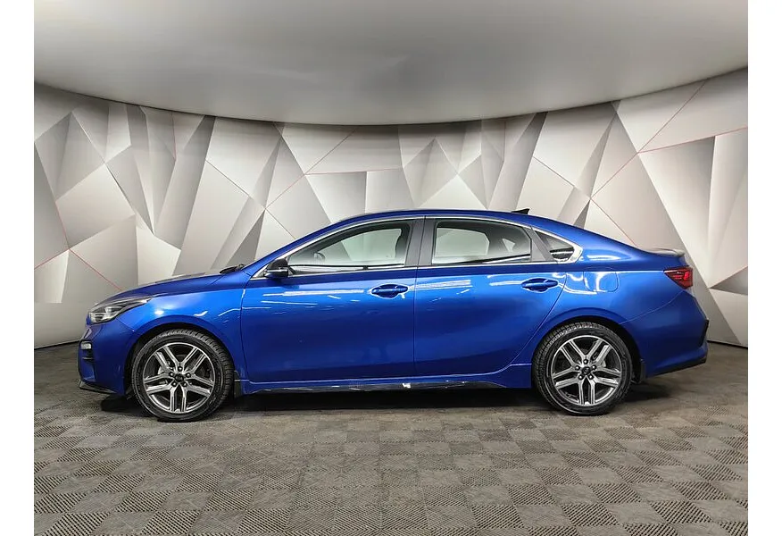 Kia Cerato 2.0 MPI AT (150 л.с.) GT Line Синий в АВИЛОН. Слайд №5