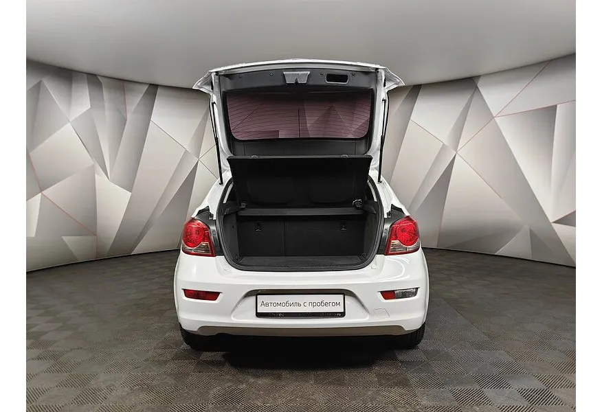 Chevrolet Cruze 1.6 AT (109 л.с.) Белый в АВИЛОН. Слайд №12 Chevrolet Cruze 1.6 AT (109 л.с.) Белый в АВИЛОН. Слайд №12