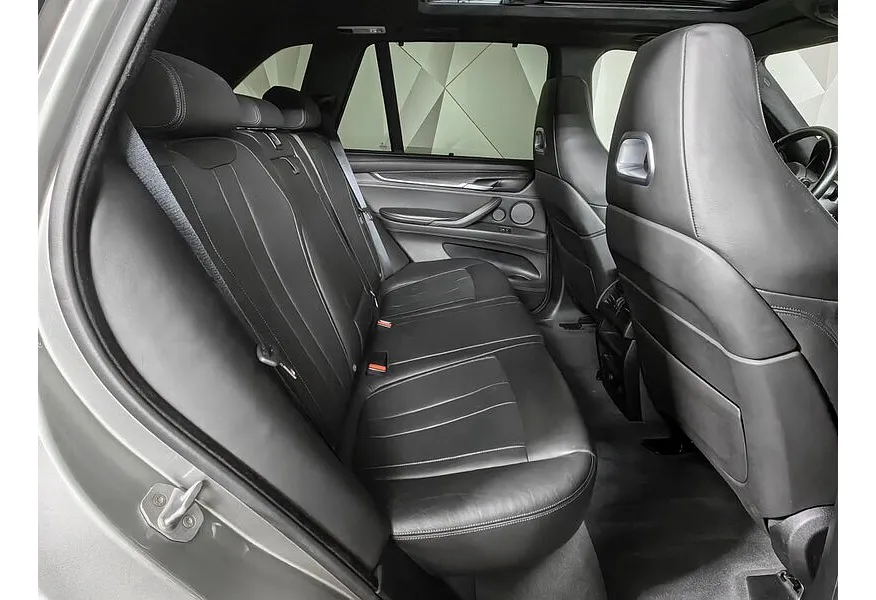 LIVE. Слайд №9