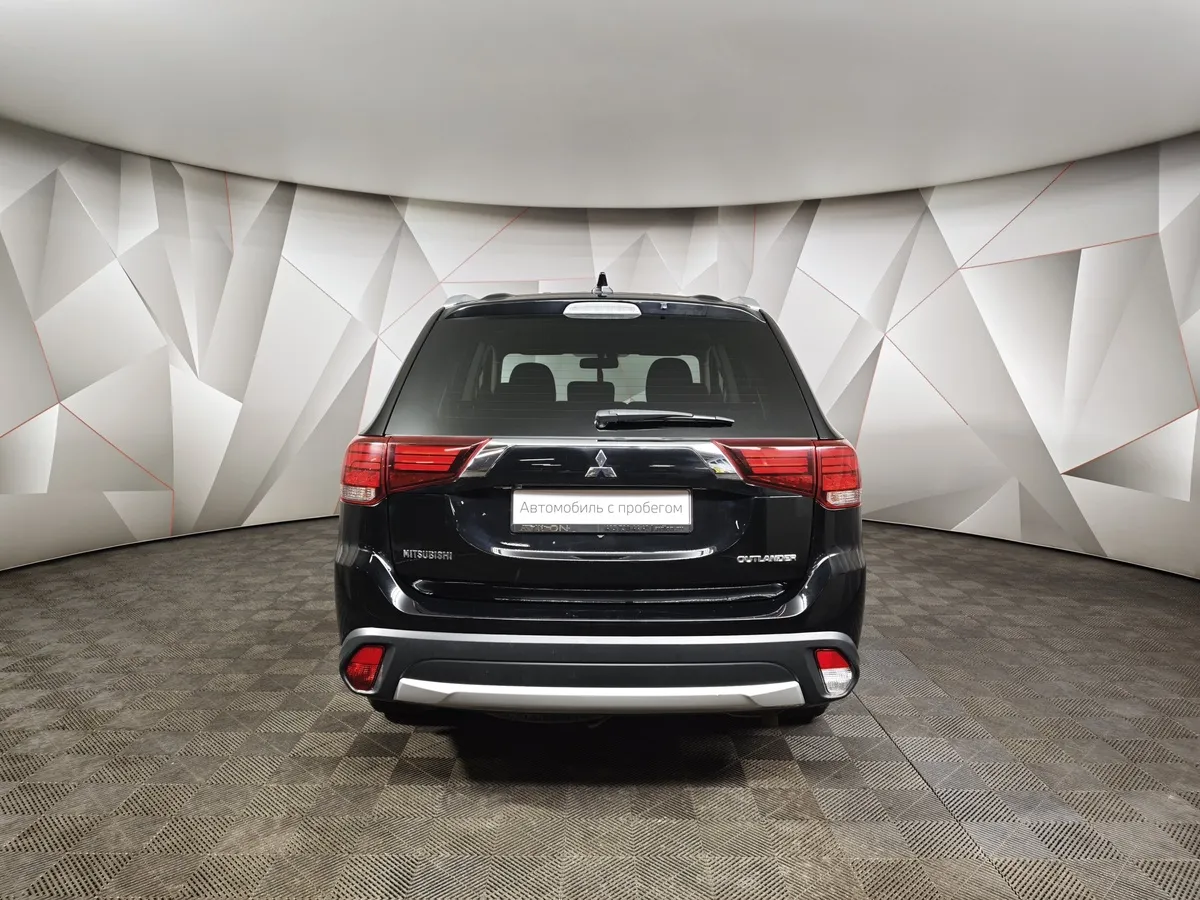 Mitsubishi Outlander 2.0 CVT 4WD (146 л.с.) Черный в АВИЛОН. Слайд №8