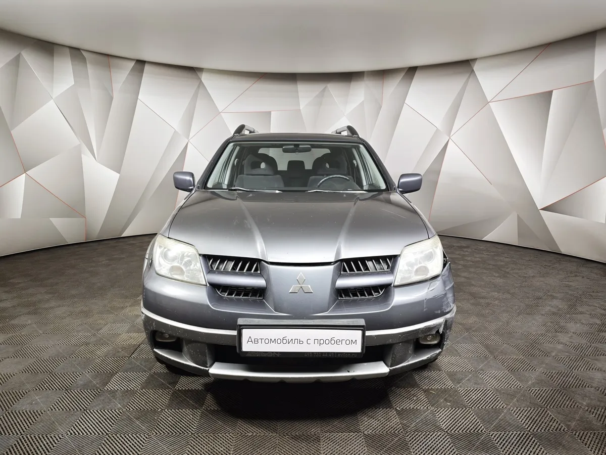 Mitsubishi Outlander 2.4 AT 4WD (160 л.с.) Серый в АВИЛОН. Слайд №7