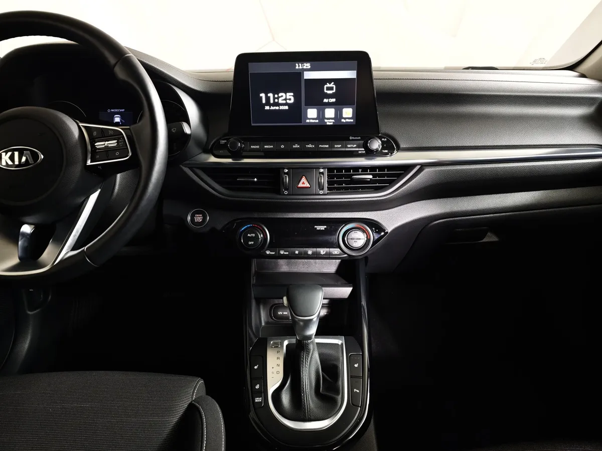 Kia Cerato 2.0 MPI AT (150 л.с.) Prestige Черный в АВИЛОН. Слайд №15