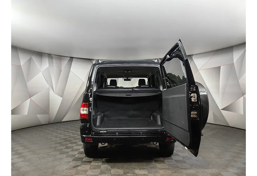 УАЗ Patriot 2.7 AT 4WD (150 л.с.) Оптимум Черный в АВИЛОН. Слайд №11