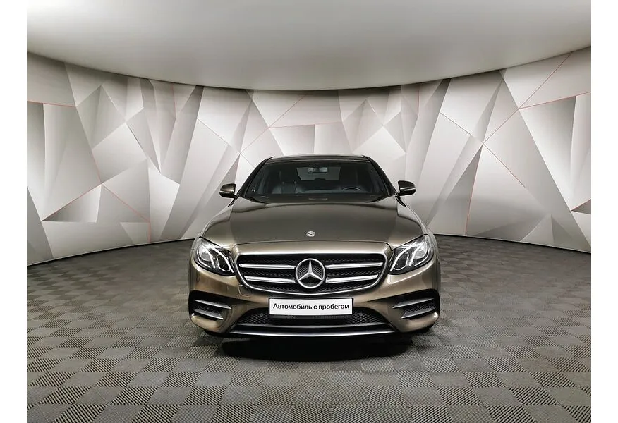 Mercedes-Benz E-Класс E 200 4MATIC 9G-TRONIC (184 л.с.) Sport Plus Коричневый в АВИЛОН. Слайд №7