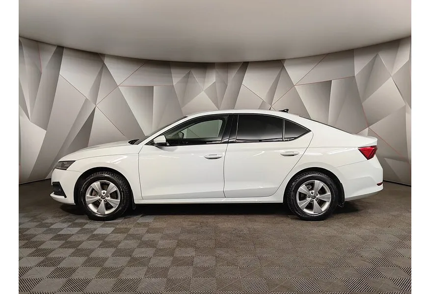 Skoda Octavia 1.4 MT FWD (150 л.с.) Белый в АВИЛОН. Слайд №5