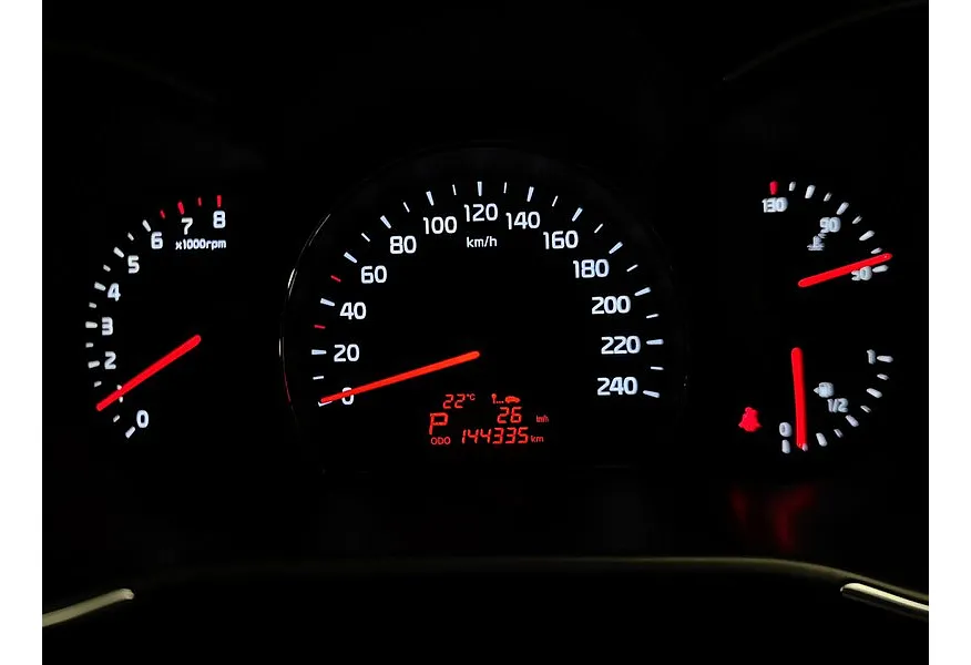 Kia Sorento 2.4 AT 4WD (175 л.с.) Luxe Черный в АВИЛОН. Слайд №16