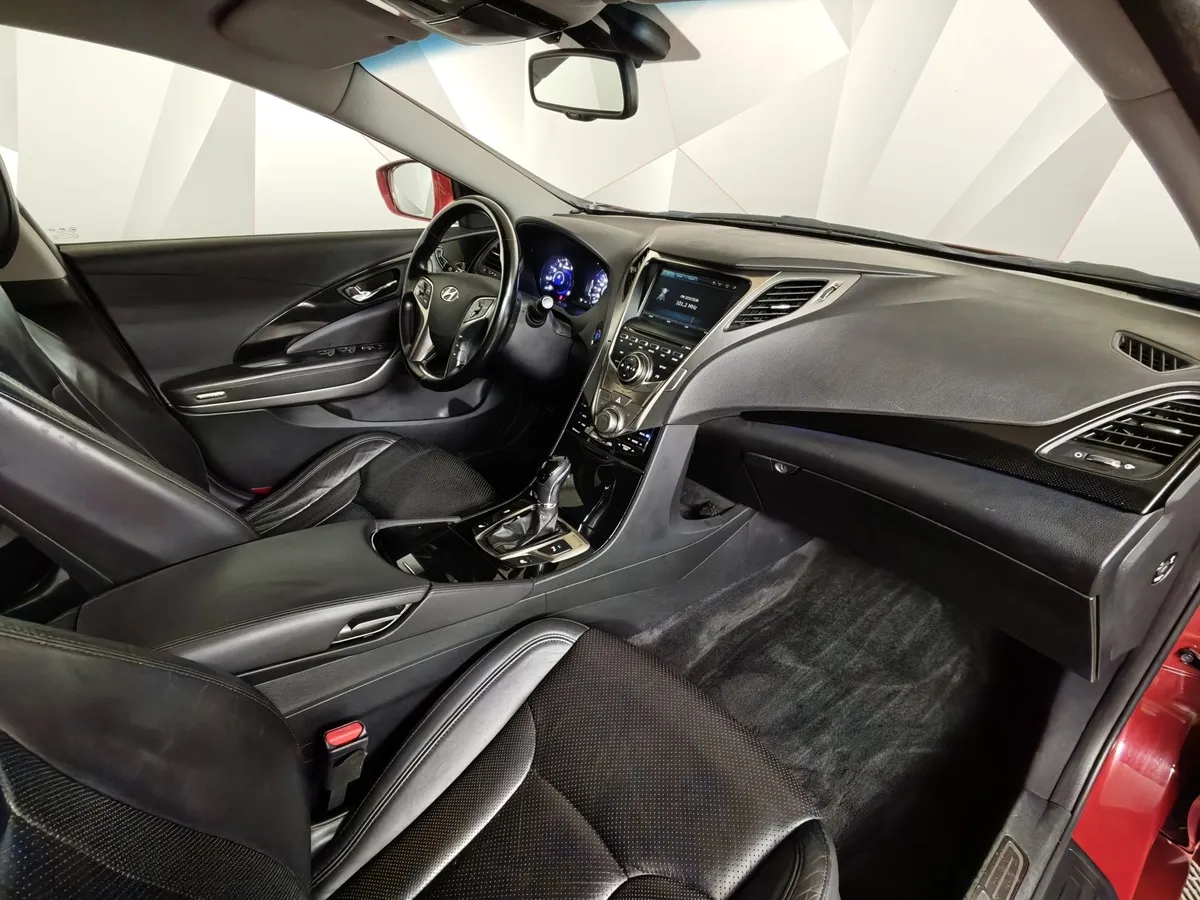 Hyundai Grandeur 3.0 AT (250 л.с.) Business Красный в АВИЛОН. Слайд №13