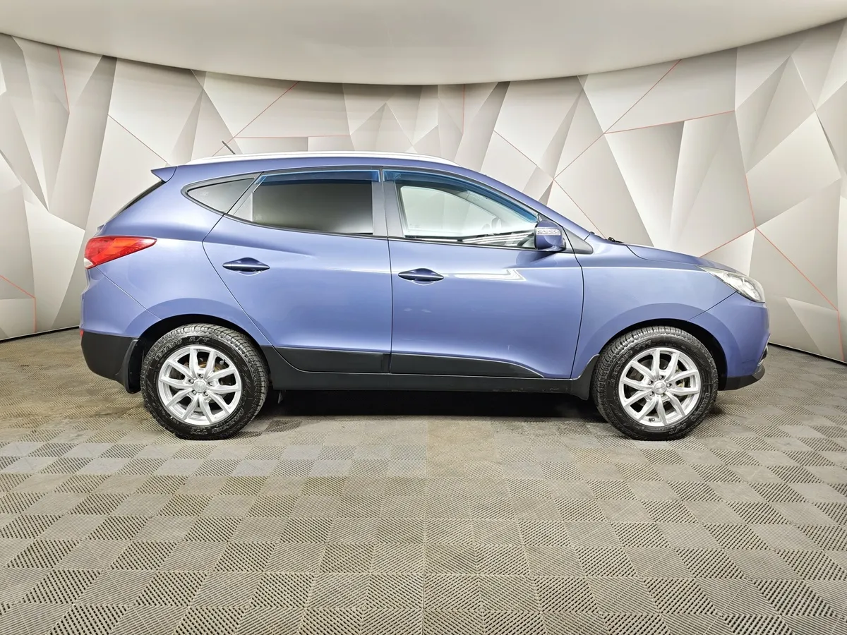 Hyundai ix35 2.0 CRDi MT 4WD (136 л.с.) Comfort Синий в АВИЛОН. Слайд №5