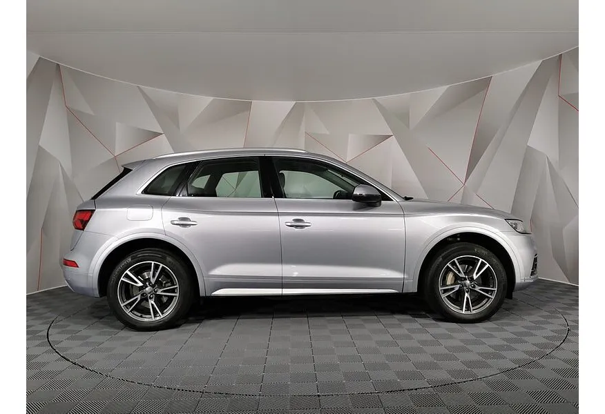 LIVE. Слайд №4