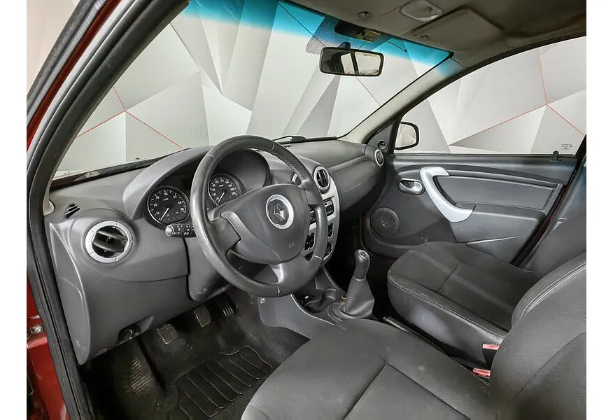 Renault Sandero 1.6 MT (84 л.с.) Stepway Красный в АВИЛОН. Слайд №17