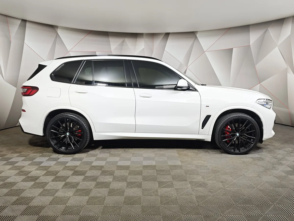 BMW X5 xDrive40i Steptronic (340 л.с.) Белый в АВИЛОН. Слайд №6
