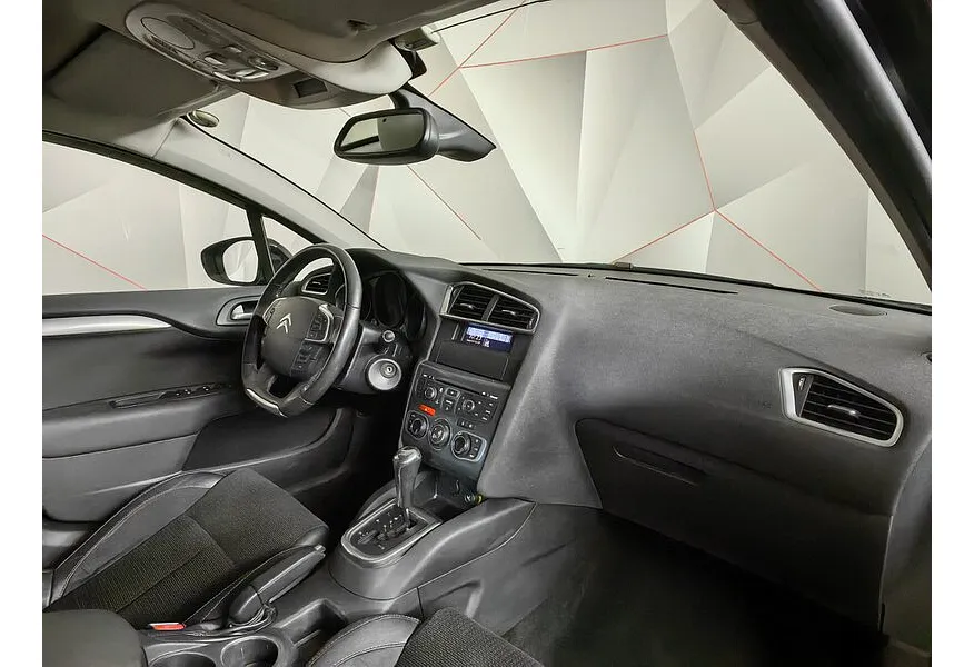 Citroen C4 1.6 VTi AT (120 л.с.) Черный в АВИЛОН. Слайд №11