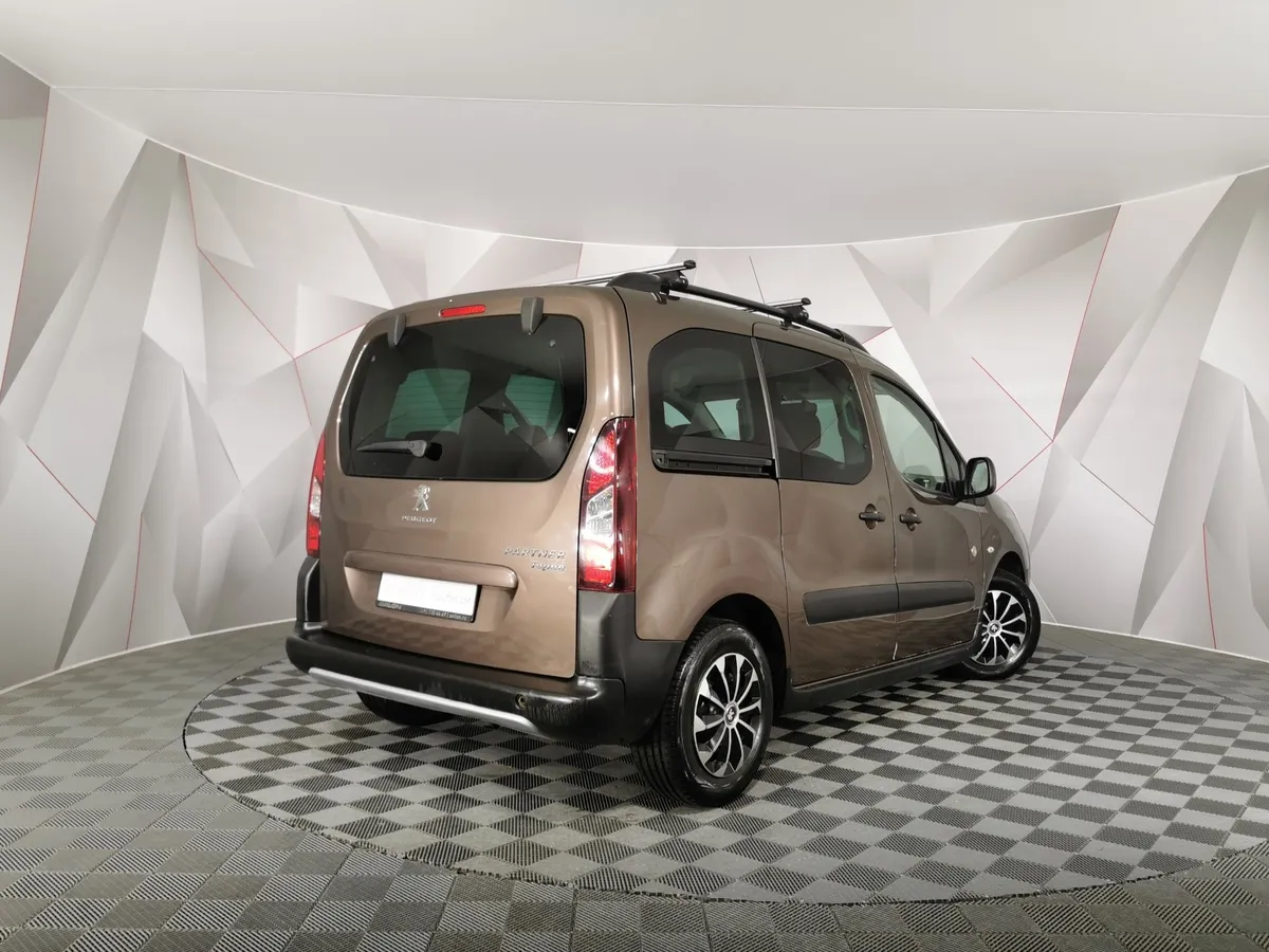 Peugeot Partner 1.6 HDi MT (90 л.с.) Коричневый в АВИЛОН. Слайд №2