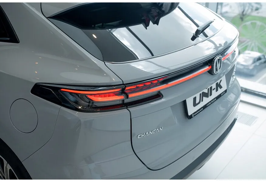 Changan UNI-K 2.0 AT 4WD (226 л.с.) Tech Серый в АВИЛОН. Слайд №9