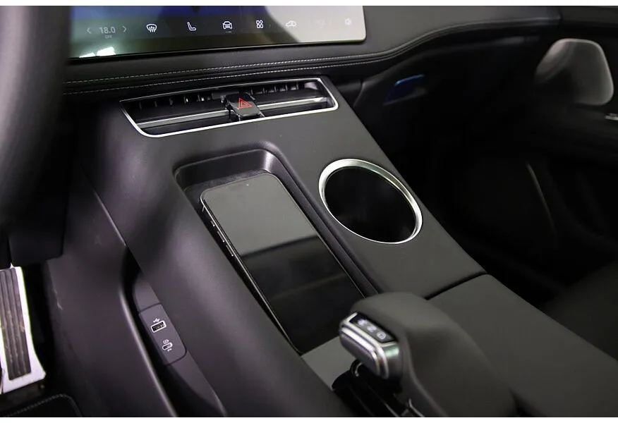 АВИЛОН - Seres M5 1.5 AT 4WD (496 л.с.) Premium Белый - slide 16