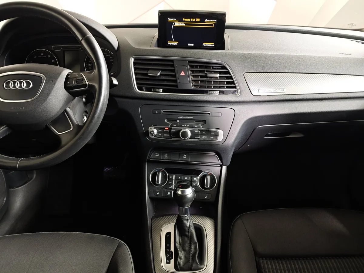 Audi Q3 2.0 TFSI S-tronic quattro (180 л.с.) Черный в АВИЛОН. Слайд №15
