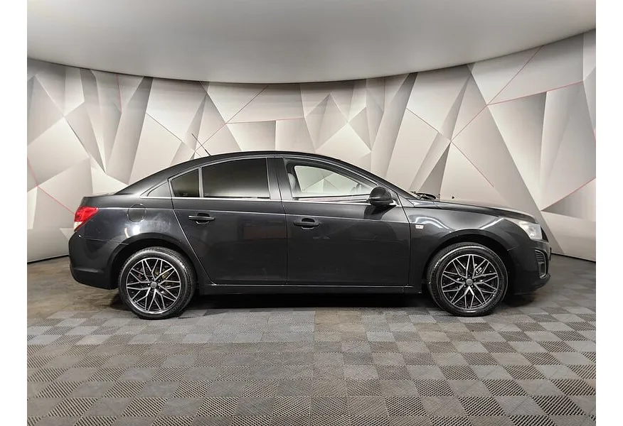 LIVE. Слайд №4