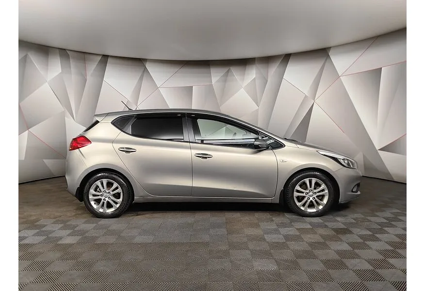 АВИЛОН - Kia Ceed 1.6 AT (129 л.с.) Серебристый - slide 3