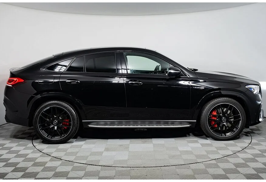 Mercedes-Benz GLE Купе AMG 63 S 9G-TRONIC 4MATIC+ (612 л.с.) Черный в АВИЛОН. Слайд №4