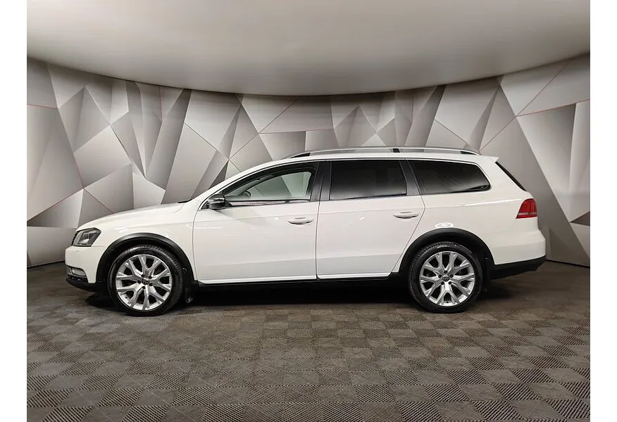 Volkswagen Passat 2.0 TSI 4Motion DSG (210 л.с.) Белый в АВИЛОН. Слайд №5