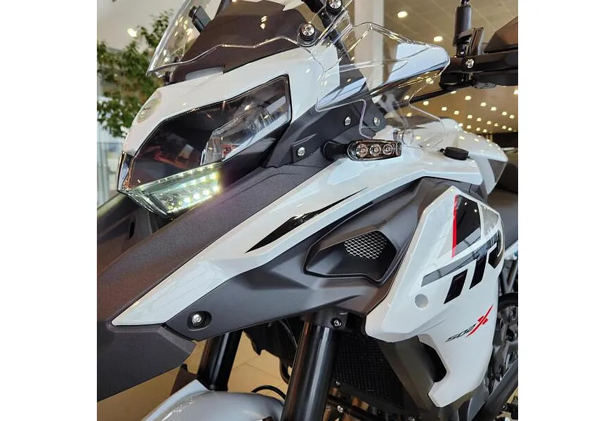 Benelli TRK 502 X 500 см³ (48 л.с.) 500 Комбинированный в АВИЛОН. Слайд №16