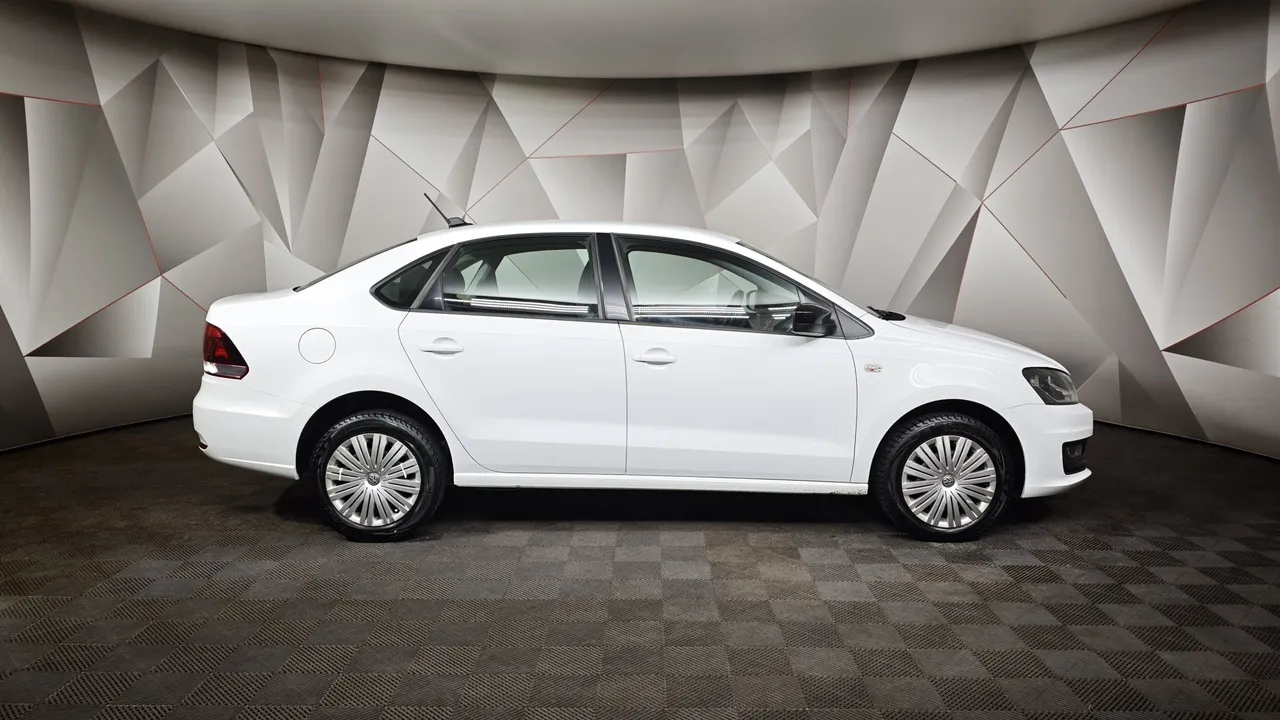 Volkswagen Polo 1.6 MPI AT (110 л.с.) Select Белый в АВИЛОН. Слайд №6