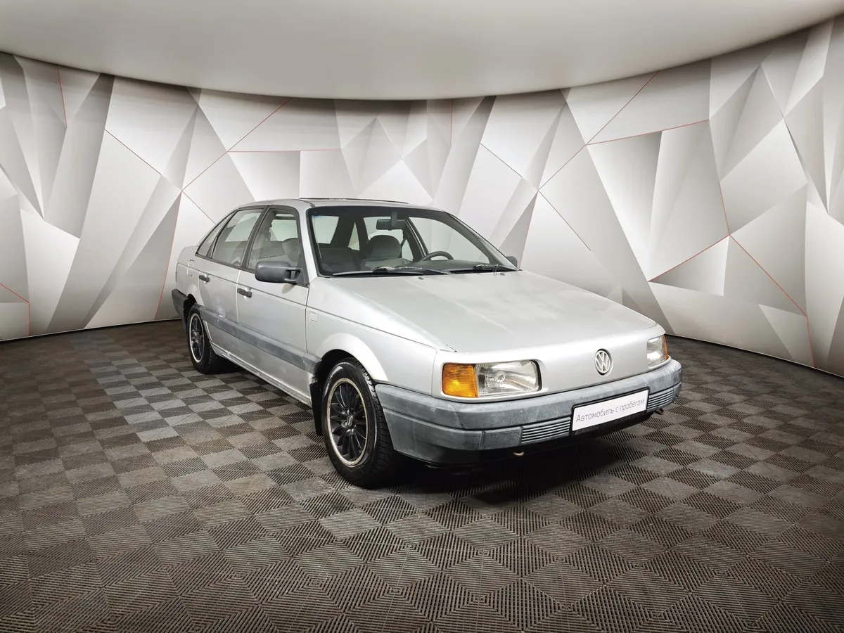 Volkswagen Passat 1.8 MT (90 л.с.) Белый в АВИЛОН. Слайд №3