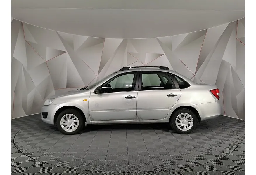 LIVE. Слайд №3