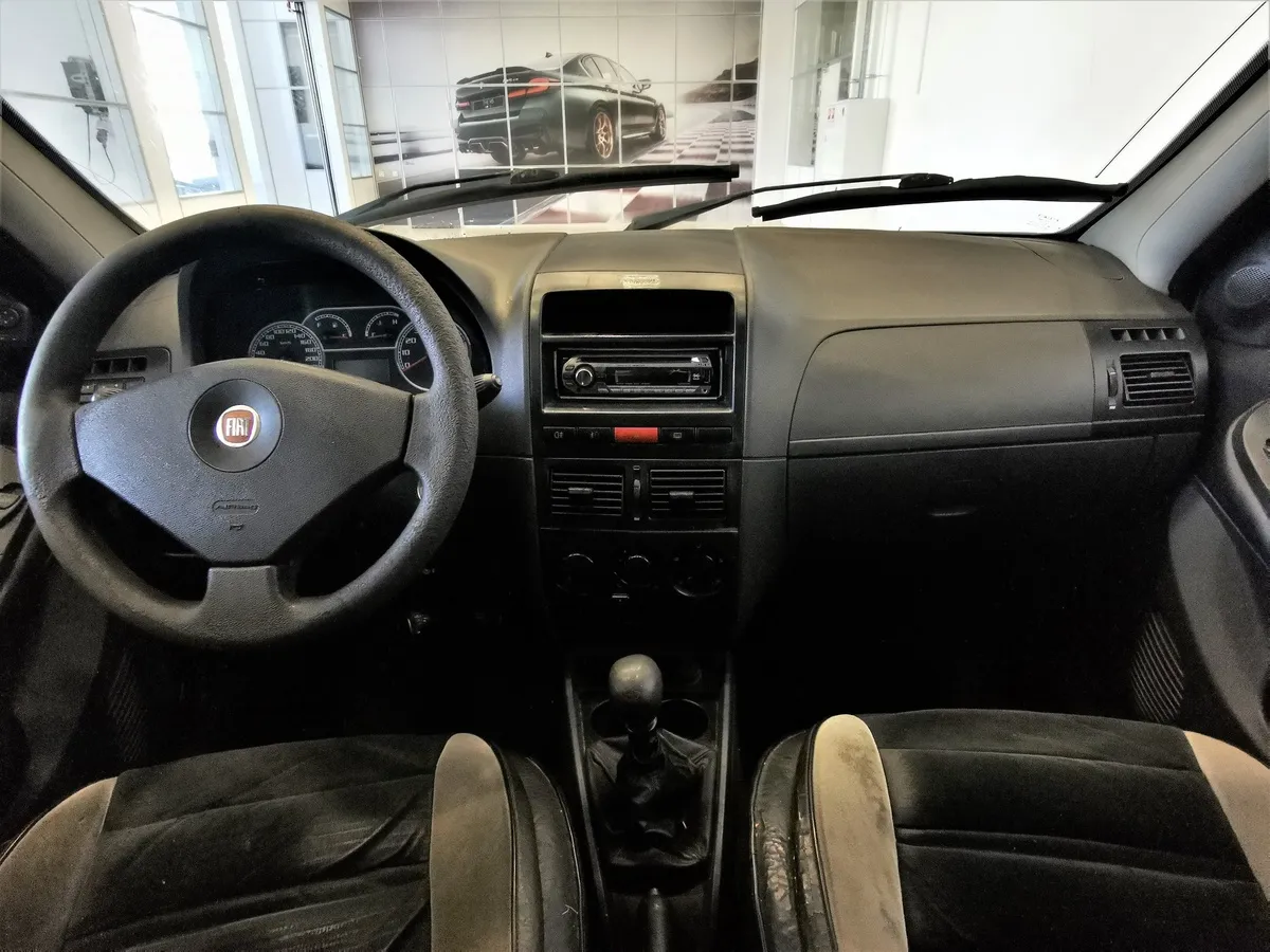 Fiat Albea 1.4 MT (77 л.с.) Серебристый в АВИЛОН. Слайд №11
