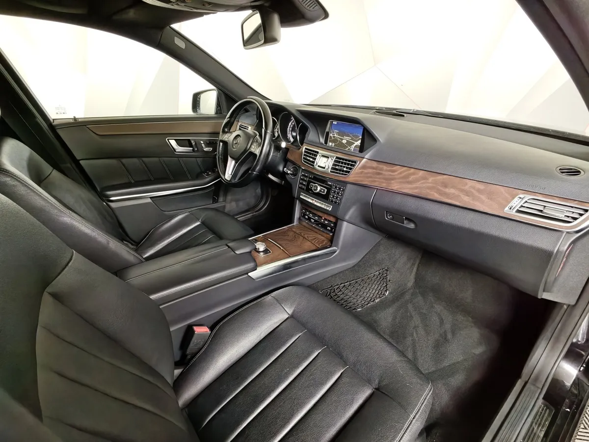 Mercedes-Benz E-Класс E 400 4Matic 7G-Tronic Plus (333 л.с.) Черный в АВИЛОН. Слайд №12