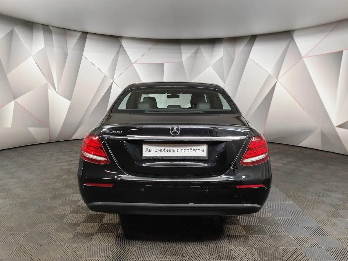 Mercedes-Benz E-Класс E 200 9G-TRONIC (197 л.с.) Premium (Локальная сборка) Черный в АВИЛОН. Слайд №8